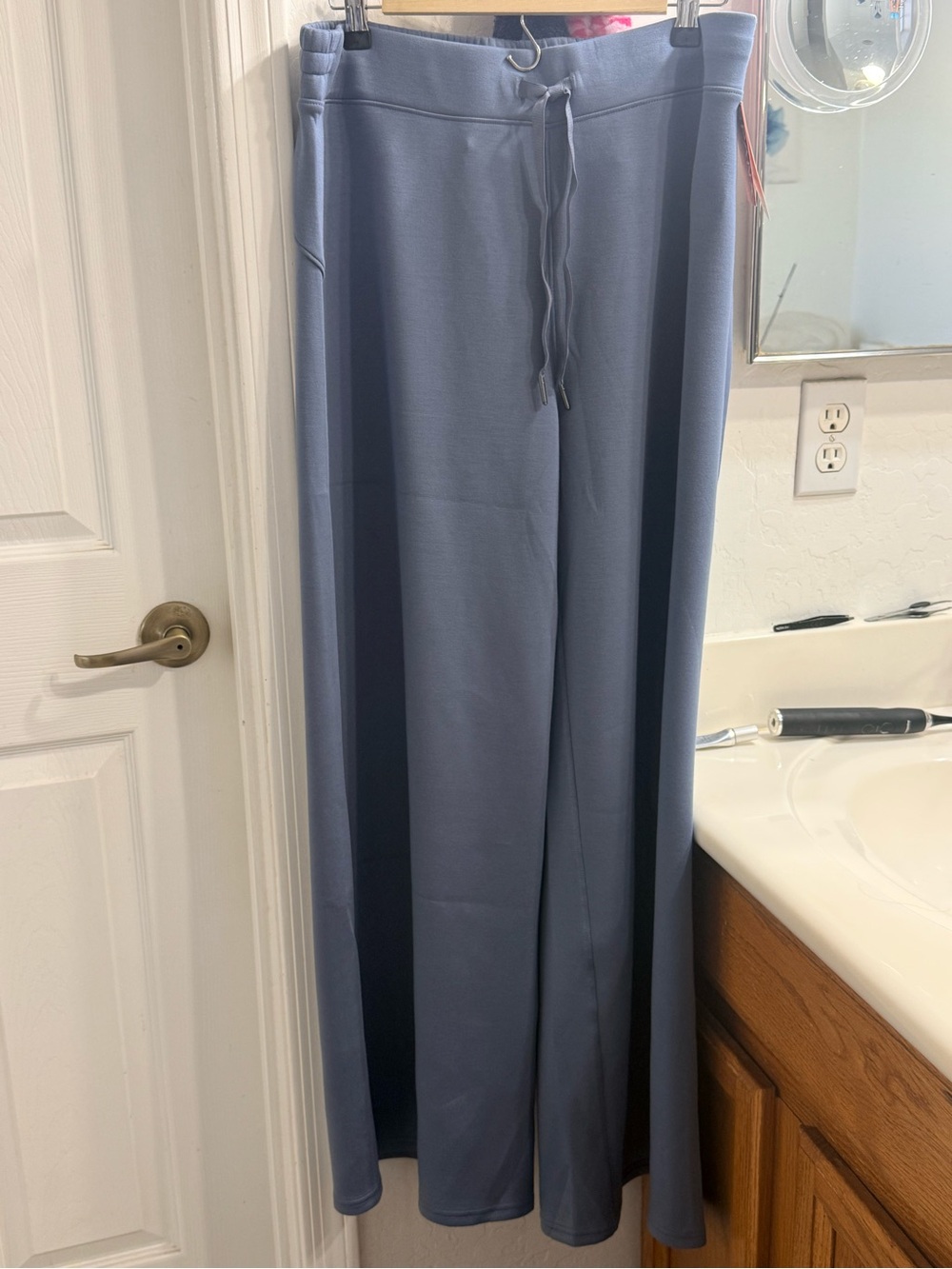 SPANX Air Essentially Wide-Leg Pants in color Rain